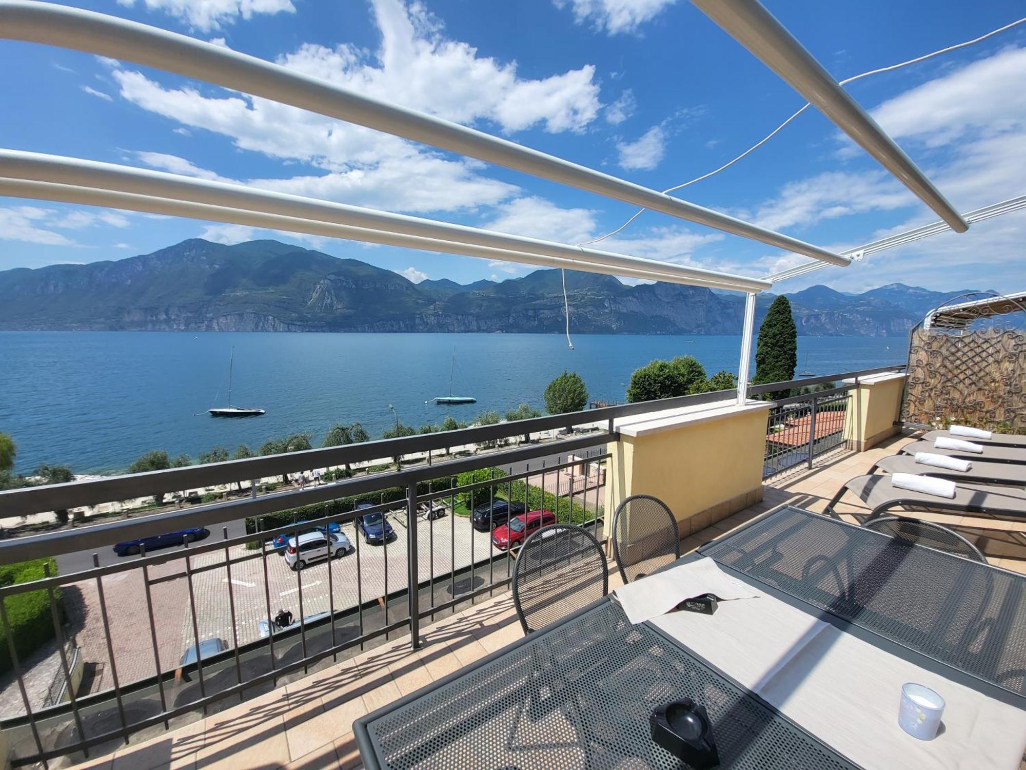 Penthouse Casa Alkea Masse Lake View Brenzone Extérieur photo